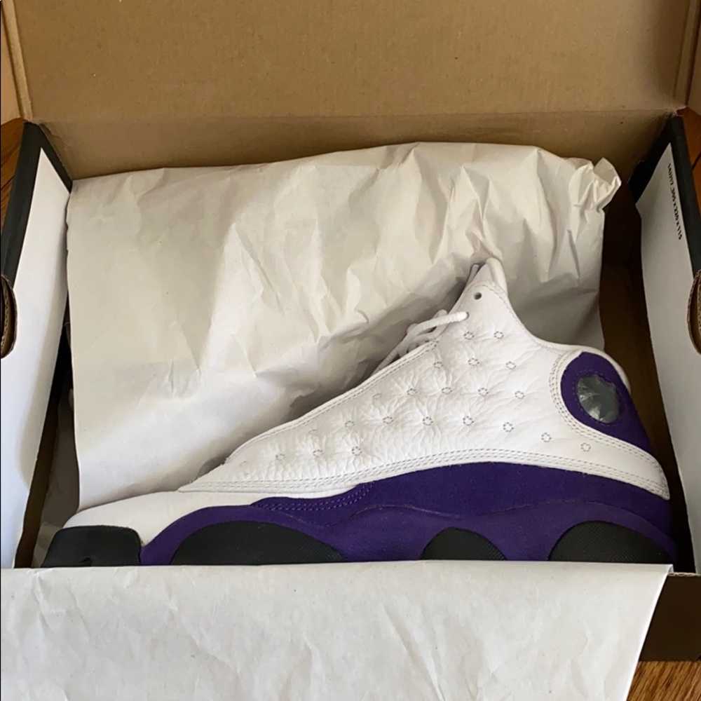 Air Jordan Retro 13 White/ Purple/ University Gold